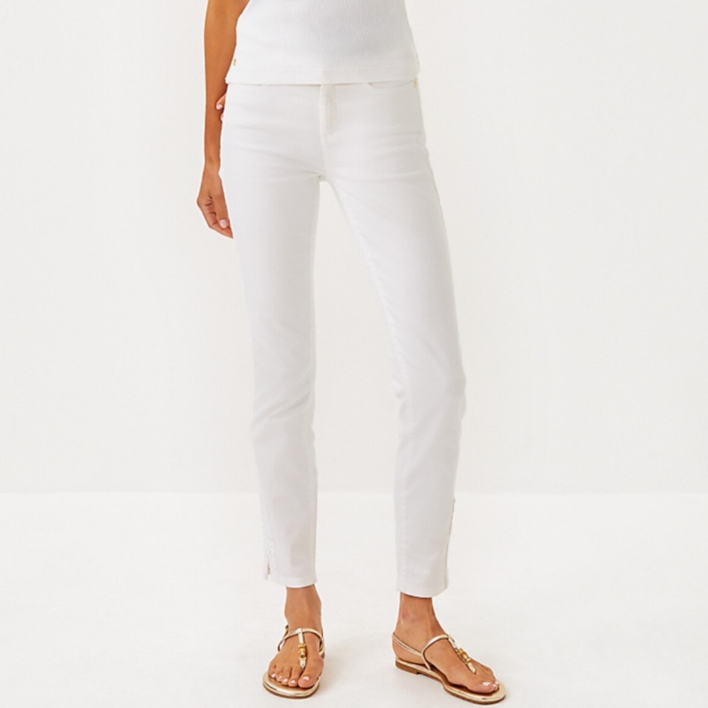 🤍🩷Lilly Pulitzer🩷🤍 NWT White S10 South Ocean High Rise Skinny Jean. Brand new!